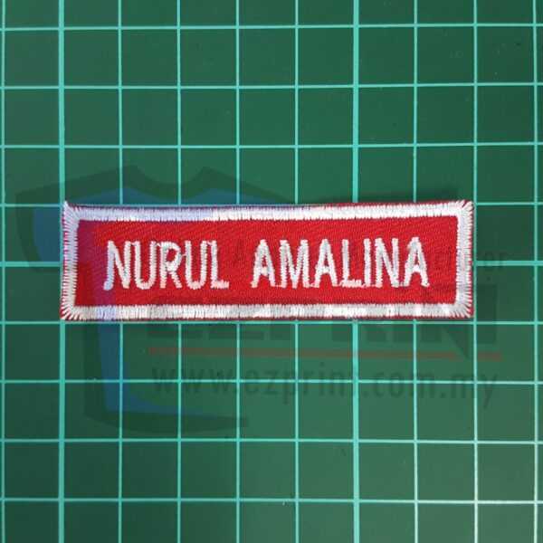 1Set 4pcs NameTag (Benang putih, Kain Merah)